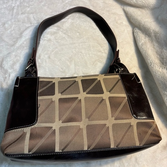 Nine & Co. Shoulder Bag Brown Tan Geometric Silver-Tone Hardware Classic - Picture 6 of 16